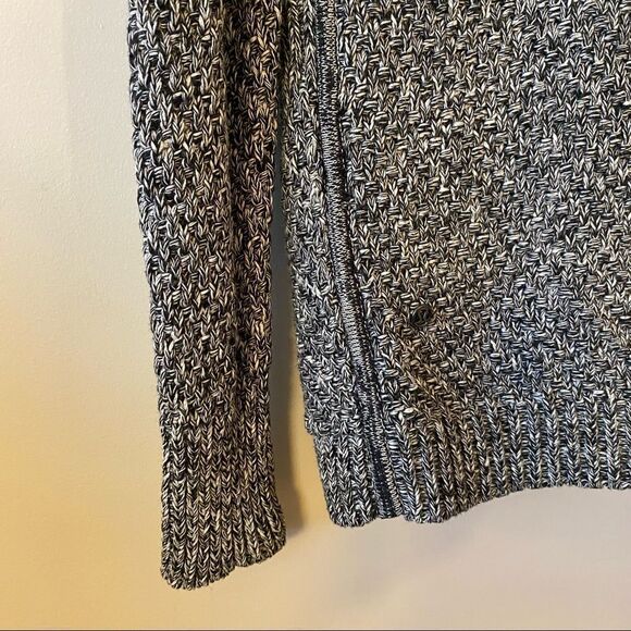 Lululemon Post Practice Cardigan- Ghost / Black - Picture 10 of 16